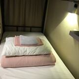 Кровать в общем 6-местном номере
