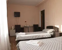 Трехместный номер «Стандарт». Мини-отель Мини-отель Harbor Orenburg Hotel Оренбург