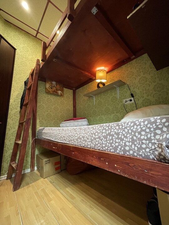 Кровать в общем 2-местном номере для мужчин