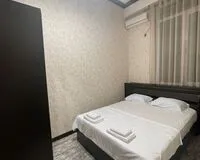 Двухместный номер с душем и туалетом. Отель Отель Горец Дербент
