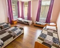 Кровать в общем 7-местном номере для женщин. Хостел ViVa SibHome Иркутск