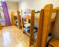 Кровать в общем 8-местном номере для женщин. Хостел ViVa SibHome Иркутск