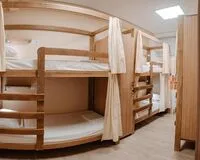Кровать в общем 6-местном номере. Хостел Хостел "DeArt House" Сочи