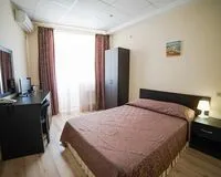Двухместный номер с 1 кроватью «Стандарт». Отель Отель Робинзон Анапа
