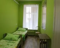 Двухместный номер с 2 кроватями, общим душем и туалетом. Хостел Хостел Positive Санкт-Петербург