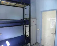 Кровать в общем 12-местном номере для мужчин. Хостел Хостел Вежливый Лось на ВДНХ Москва