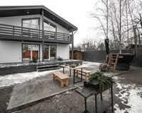 Дом/коттедж 3 спальни. База отдыха База отдыха Саблинские дачи городской посёлок Ульяновка