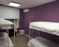 Кровать в общем 4-местном номере. Хостел Хостел Уют на Варшавке Москва