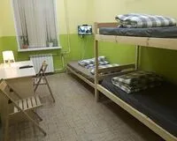 Трехместный номер с общим душем и туалетом. Отель Мини-отель Геркулес Санкт-Петербург