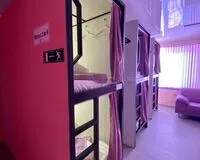 Кровать в общем 8-местном номере для женщин. Хостел Капсульный хостел Норка Новосибирск