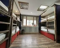 Кровать в общем 8-местном номере. Хостел Хостел LV.Hostel Южно-Сахалинск