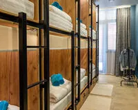 Кровать в общем 8-местном номере для женщин. Хостел Хостел HiLoft Hostel Сочи