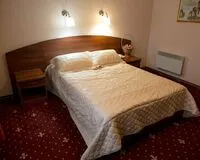 Двухместный номер с 1 кроватью «Стандарт». Гостиница Гостиница Аристоль Уфа