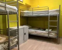 Четырехместный номер с общим душем и туалетом. Хостел Хостел Северная Звезда Санкт-Петербург