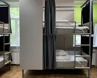Кровать в общем 8-местном номере для женщин. Хостел Хостел Есенин Москва