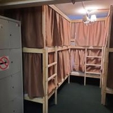 Кровать в общем 12-местном номере