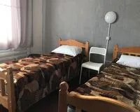 Двухместный номер с 2 кроватями, душем и туалетом. Турбаза Гостевой дом Порталбелуха Чендек село Чендек