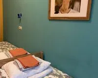Двухместный номер с 2 кроватями, общим душем и туалетом. Гостевой дом Гостевой дом Комнаты у Московского вокзала Санкт-Петербург