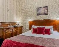 Трехместный номер «Люкс». Отель Отель Невский Берег 122 Санкт-Петербург