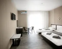 Трехместный номер «Люкс». Отель Отель Diamond Delux Hotel село Кабардинка