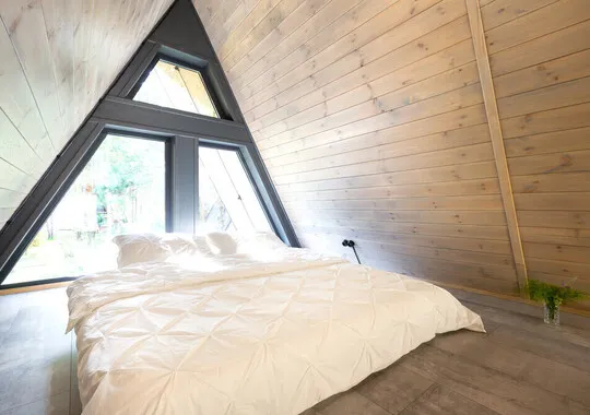 Глэмпинг Глэмпинг Les Holidays A-Frame №2 деревня Красный Огорок без звезд без отзывов Забронируй по своей цене!