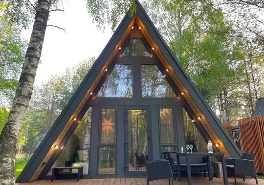 Глэмпинг Глэмпинг Les Holidays A-Frame №2 деревня Красный Огорок без звезд Забронируй по своей цене! 5% скидка по промокоду!