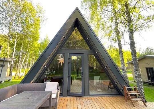 База отдыха Les Holidays A-Frame №6 деревня Красный Огорок без звезд новый объект Забронируй по своей цене!