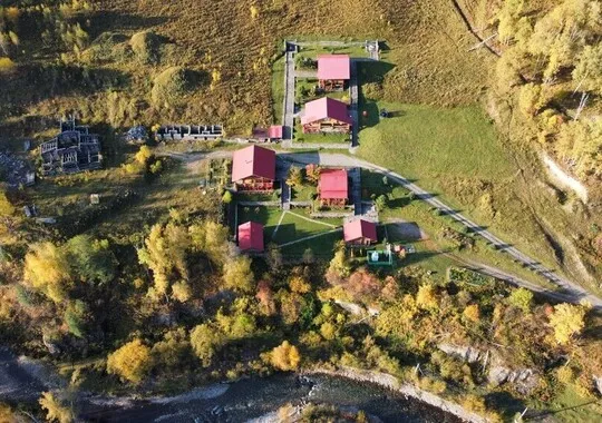 База отдыха База отдыха Шале в горах Алтая Чемальский район без звезд новый объект