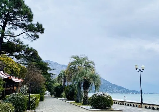 База отдыха База отдыха Holiday Park Жоэквара Гагра