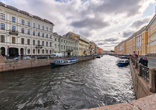Мини-отель Мини-отель Sutki Rent у Дворцовой площади Санкт-Петербург 555 м от метро Невский проспект Забронируй по своей цене!