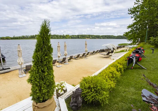 База отдыха База отдыха Berta Village коттеджный посёлок Ламишино Парк