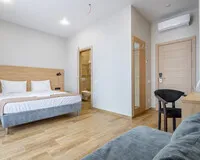 Трехместный номер «Комфорт» Отель Отель Grey's Hotel село Дивноморское без звезд