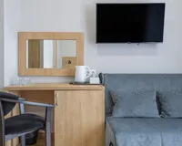 Трехместный номер «Комфорт» Отель Отель Grey's Hotel село Дивноморское без отзывов