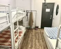Кровать в общем 6-местном номере Хостел Хостел Крыша Москва метро Новокузнецкая