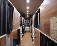 Кровать в общем 12-местном номере для мужчин Хостел Хостел Bird House Hostel Иркутск Забронируй по своей цене!