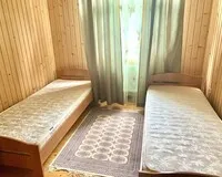 Шестиместный номер с балконом Гостевой дом Гостевой дом Солнечный бриз посёлок городского типа Гаспра без звезд без отзывов