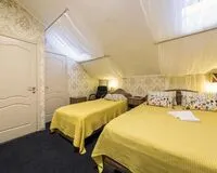 Трехместный номер с душем и туалетом Отель Отель Скайвью Таганка Москва 283 м от метро Таганская