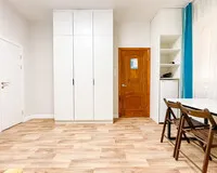Трехместный номер с душем и туалетом Отель Отель Автор Анапа рейтинг 4.9 Забронируй по своей цене!