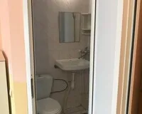 Двухместный номер с душем и туалетом Гостевой дом Гостевой дом Аура село Витязево новый объект