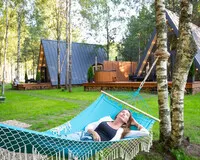 Дом/коттедж 2 спальни База отдыха База отдыха Les Holidays A-Frame №5 деревня Красный Огорок без звезд новый объект без отзывов