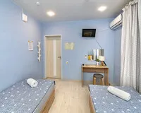 Двухместный номер с 2 кроватями, общим душем и туалетом Мини-отель Мини-отель Luna Владивосток новый объект Забронируй по своей цене!
