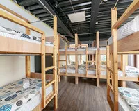 Кровать в общем 14-местном номере для мужчин Мини-отель Мини-отель Облака Хостел и номера Владивосток новый объект