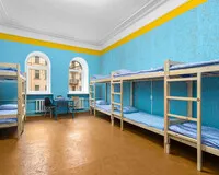 Кровать в общем 14-местном номере для мужчин Хостел Подушки на Марата Санкт-Петербург метро Владимирская