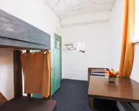Кровать в общем 4-местном номере Хостел Решетников SibHome Иркутск Забронируй по своей цене!