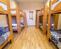 Кровать в общем 8-местном номере для мужчин Хостел ViVa SibHome Иркутск без отзывов