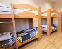 Кровать в общем 8-местном номере для мужчин Хостел ViVa SibHome Иркутск без звезд