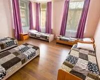 Кровать в общем 7-местном номере для женщин Хостел ViVa SibHome Иркутск новый объект
