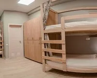 Кровать в общем 8-местном номере Хостел Хостел "DeArt House" Сочи Забронируй по своей цене!