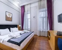 Двухместный номер с 1 кроватью, душем и туалетом Отель Отель Sleepy Tom Москва 453 м от метро Маяковская