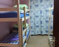 Кровать в общем 4-местном номере Хостел Хостел Ветер странствий Санкт-Петербург 1323 м от метро Василеостровская